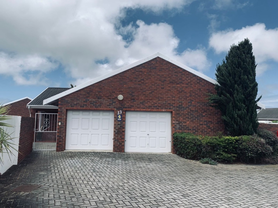 3 Bedroom Property for Sale in Summerstrand Eastern Cape